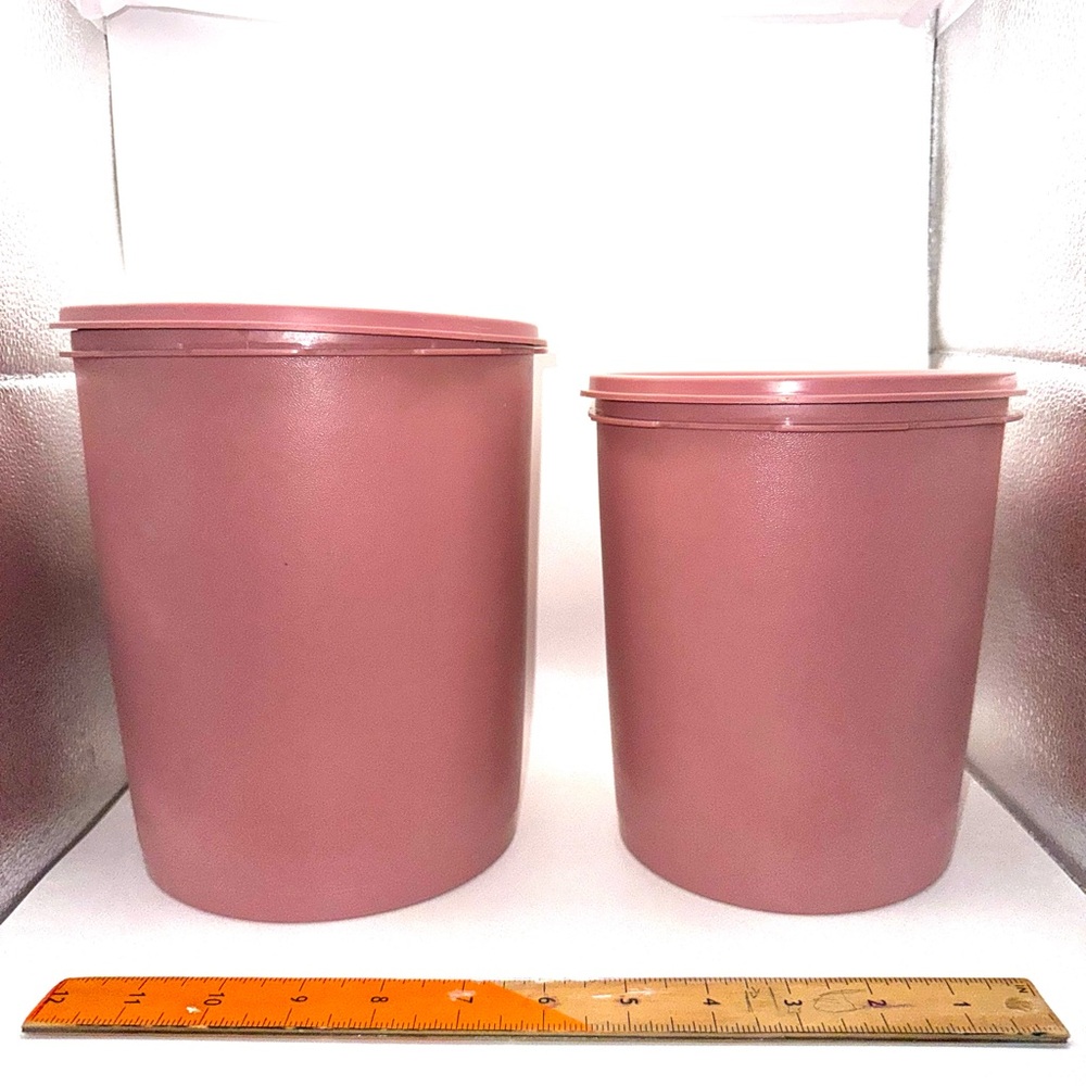2 VTG TUPPERWARE DUSTY MAUVE / ROSE PINK CANISTERS & LIDS # 807 & 805